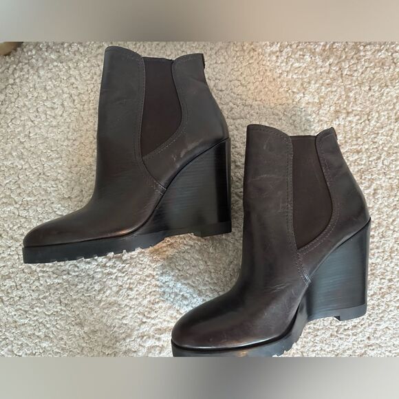 Michael Kors Brown Leather Booties - Picture 1 of 7